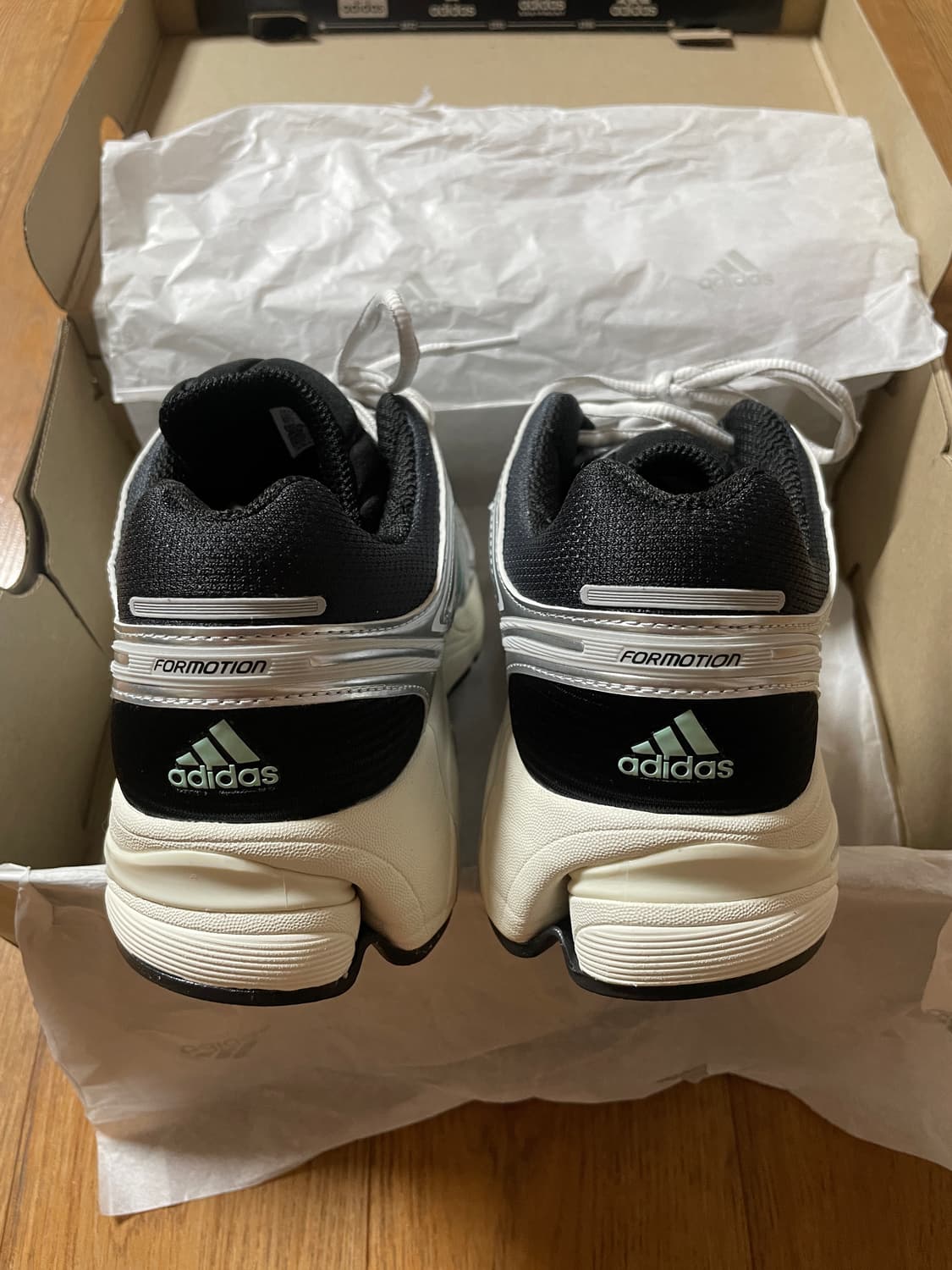 아디다스 아디스타 컨트롤5 화이트:클리어민트 285 상품이미지9