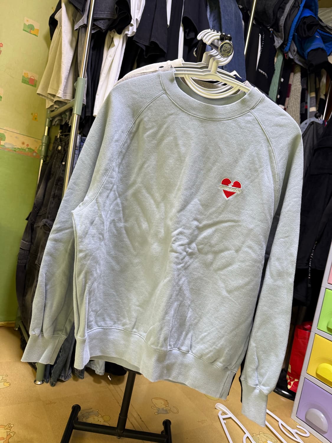 beyond closet 맨투맨 95사이즈 판매합니다 상품이미지1