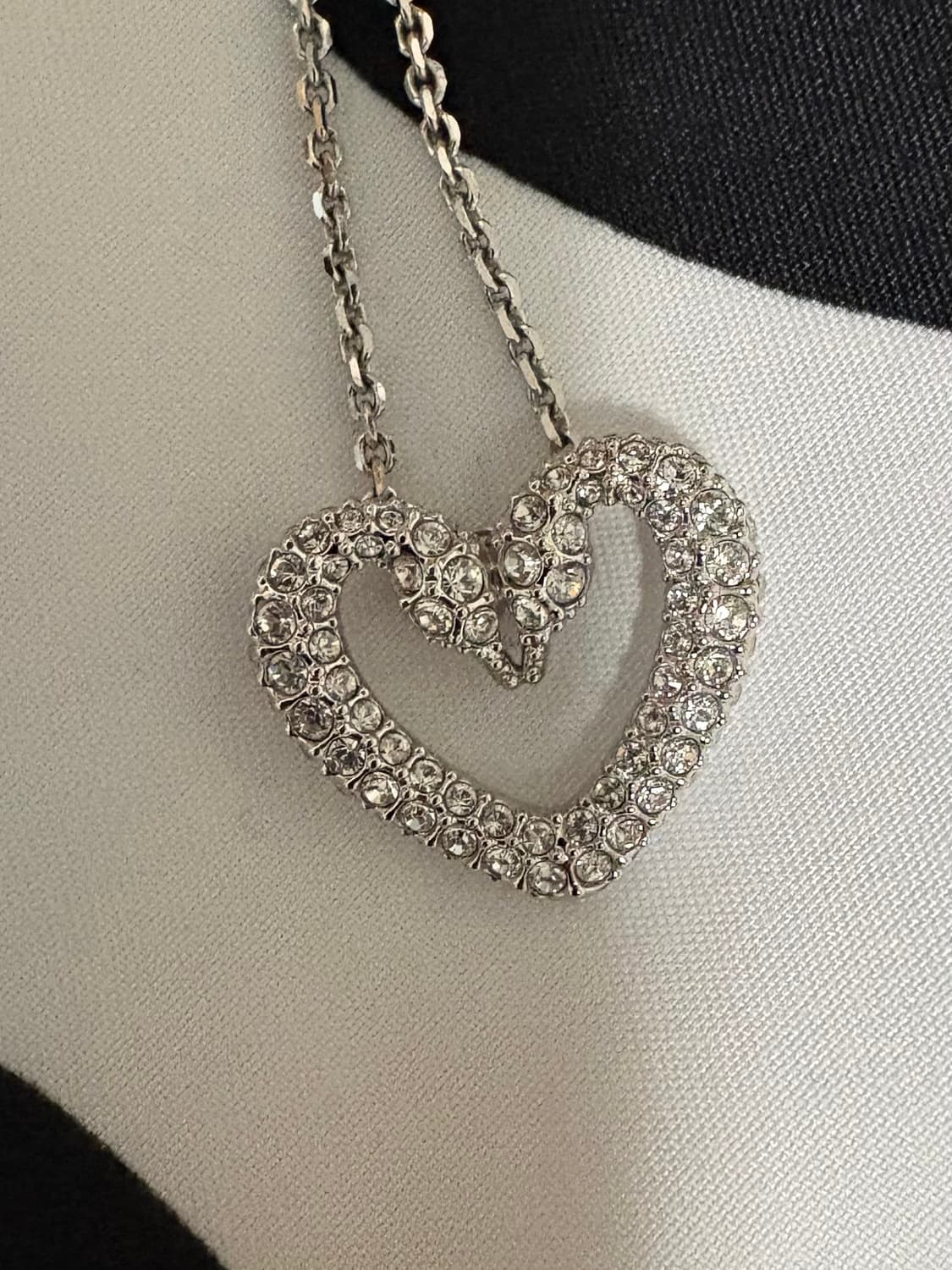 스와로브스키 우나 하트 목걸이 상품이미지3