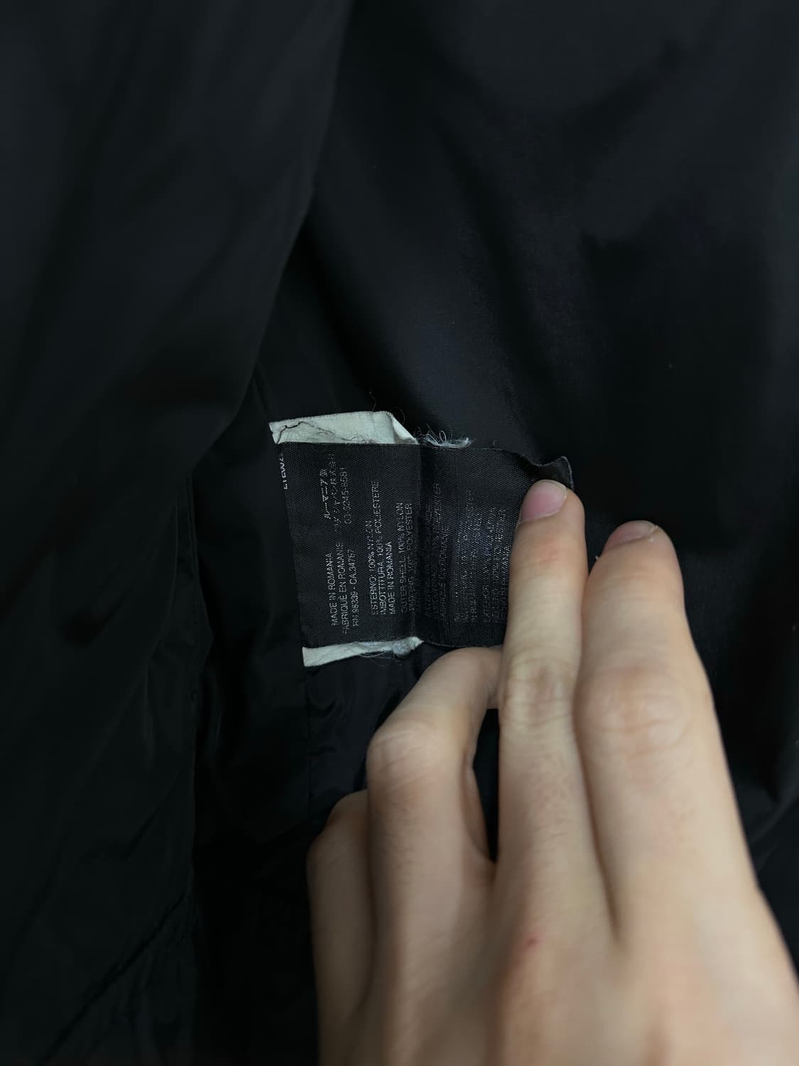 프라다 스포츠 후드 패딩 자켓 포코노 상품이미지5