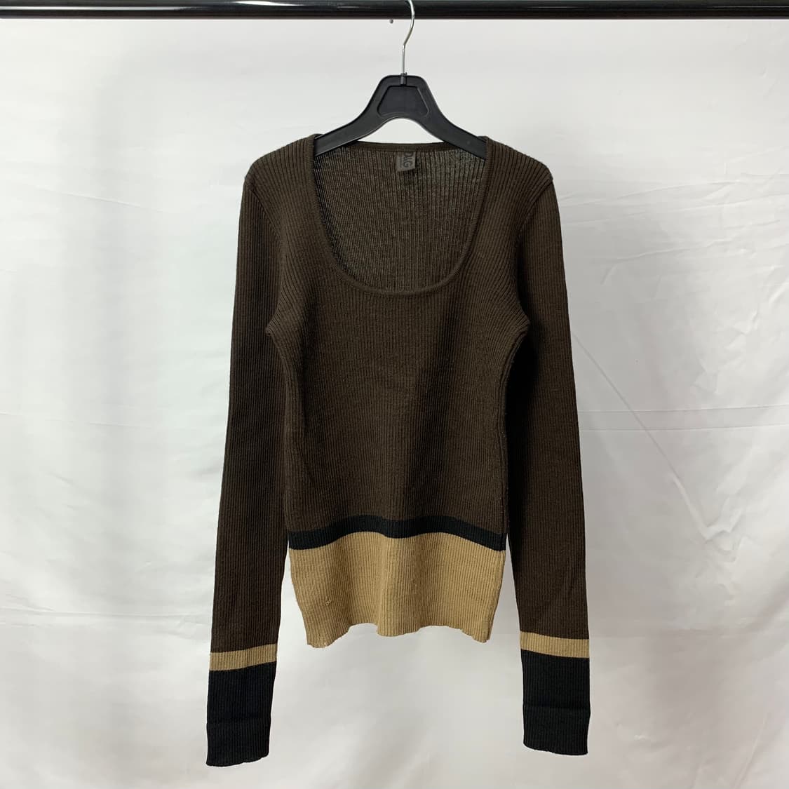 돌체앤가바나 리브드 니트 탑 상품이미지1