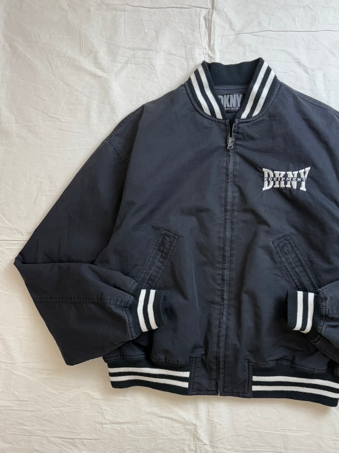 DKNY 도나카란뉴욕 빈티지 코튼 집업 바시티 자켓 상품이미지4