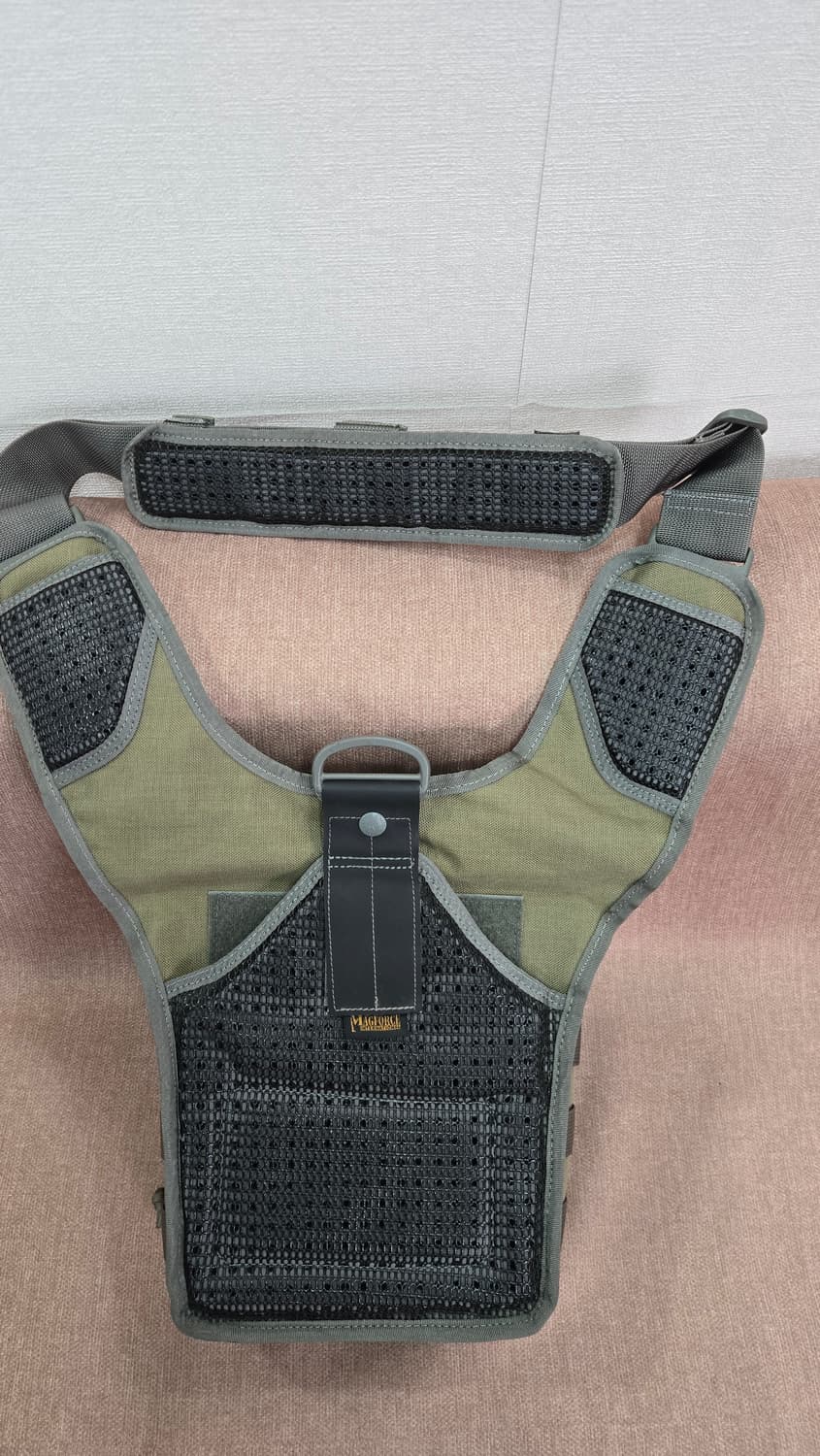 정품미사용 맥포스 트랜스포머 슬링백 (포리지) - YKK 10RCT 상품이미지5