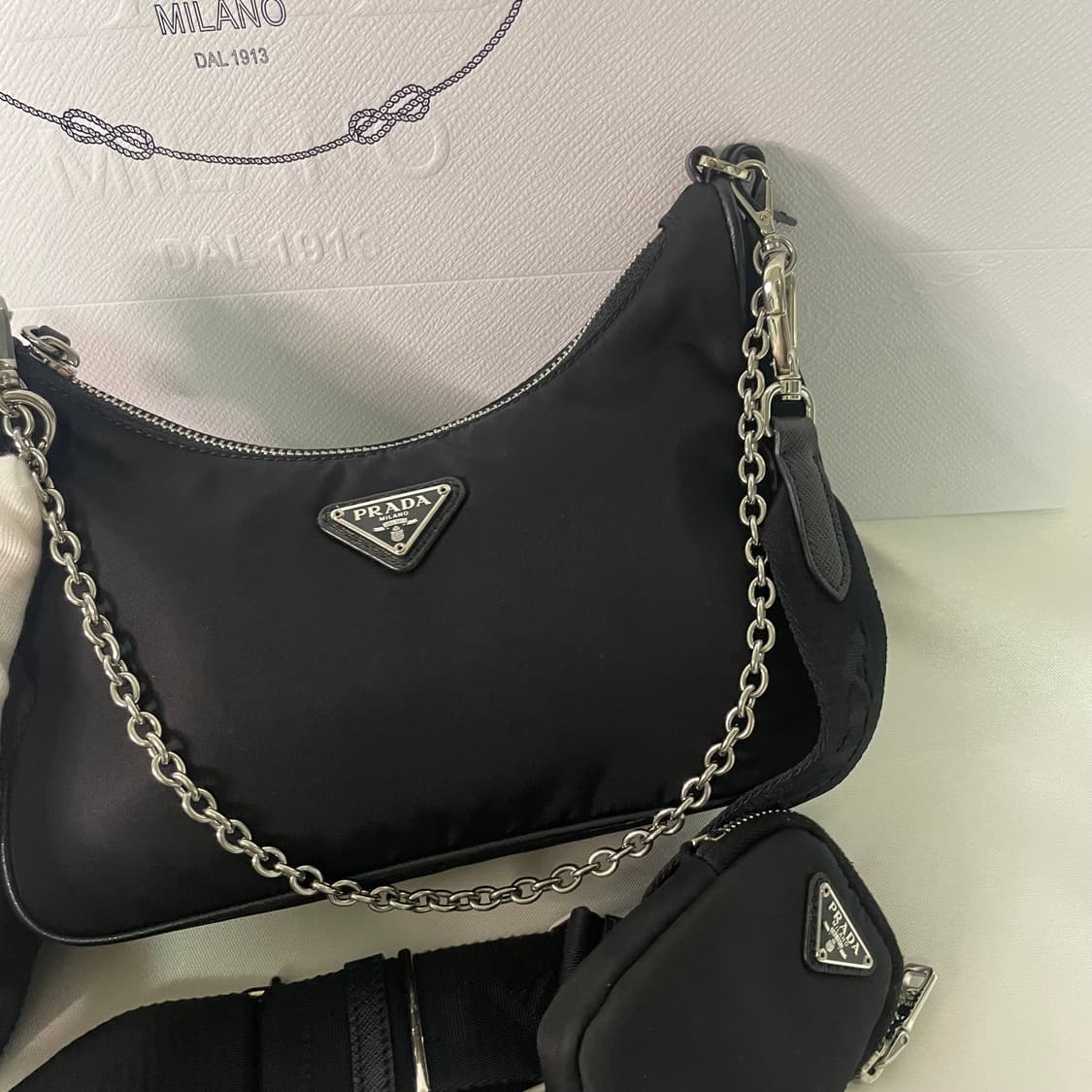 [S급]프라다 리에디션 2005 리나일론 호보백 1bh204 상품이미지4