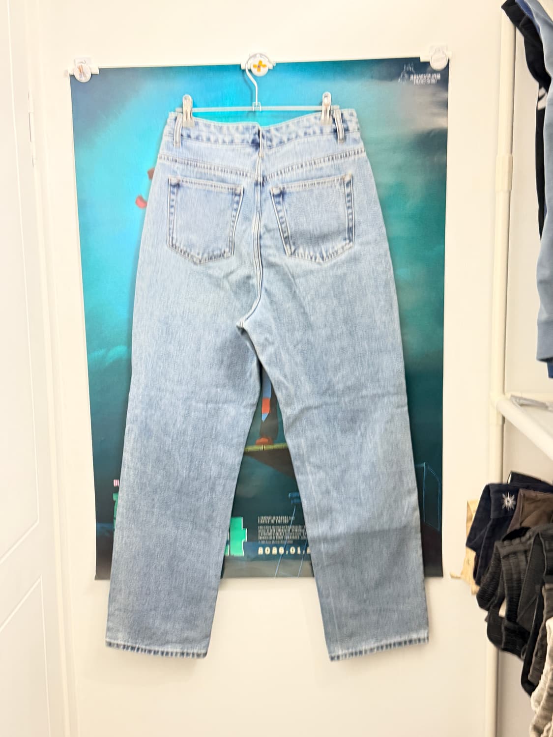 무신사 스탠다드 / 레귤러 핏 데님 팬츠 [라이트 인디고] 상품이미지3