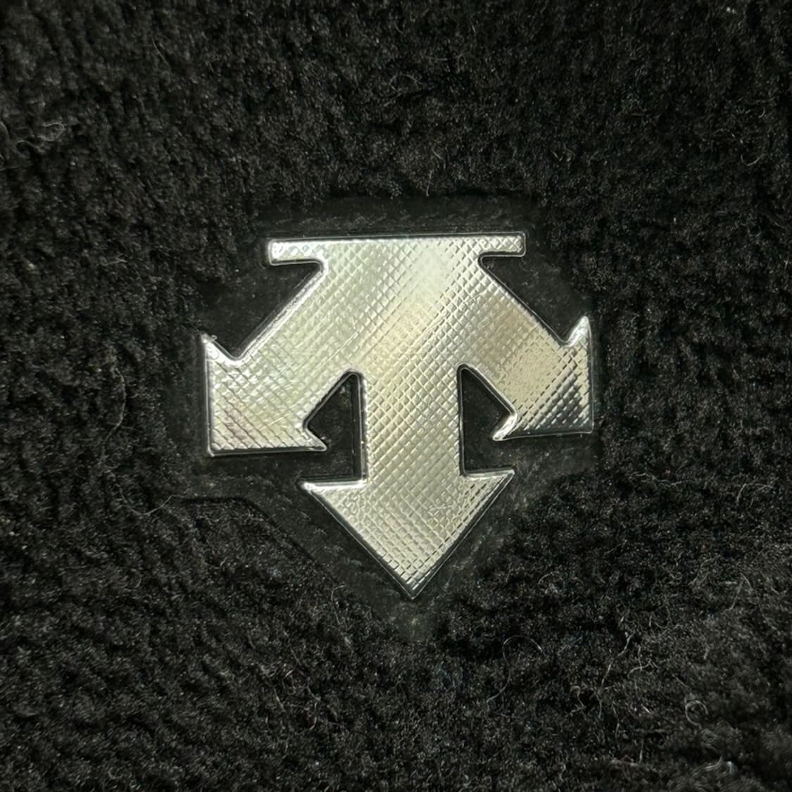 데상트 스위스 스키팀 쉐르파 플리스 집업 95 상품이미지5