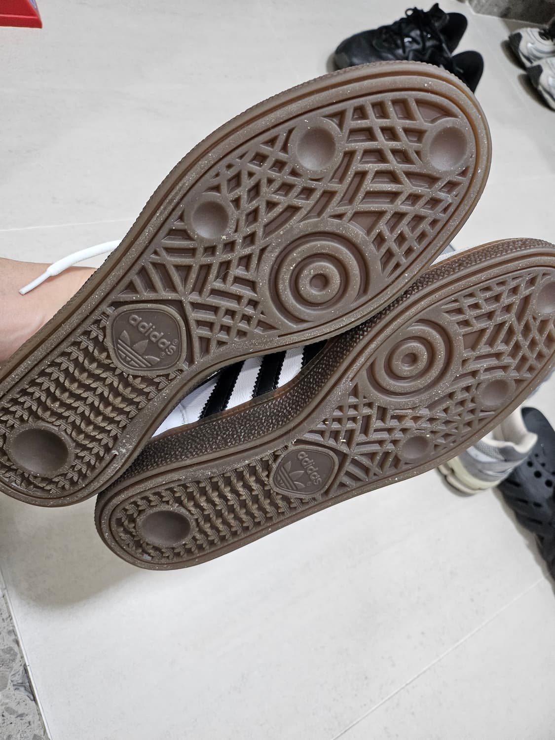 아디다스 스페지알 핸드볼 화이트블랙 265 상품이미지4