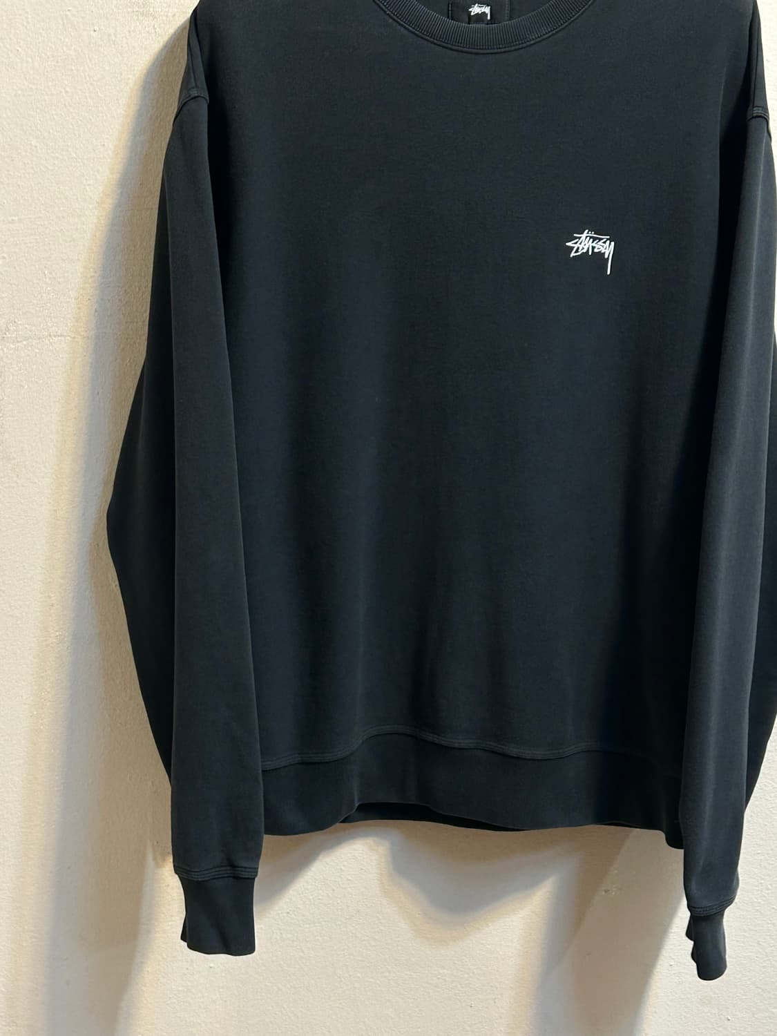 스투시 스몰 로고 스웻셔츠 상품이미지3