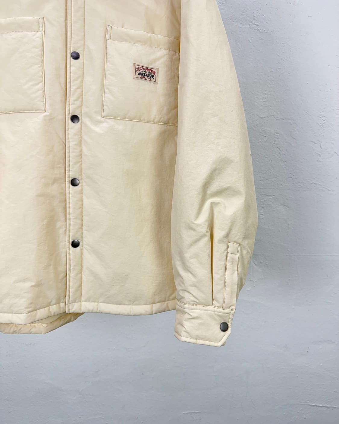 스투시 패디드 테크 오버 셔츠 네츄럴 상품이미지5