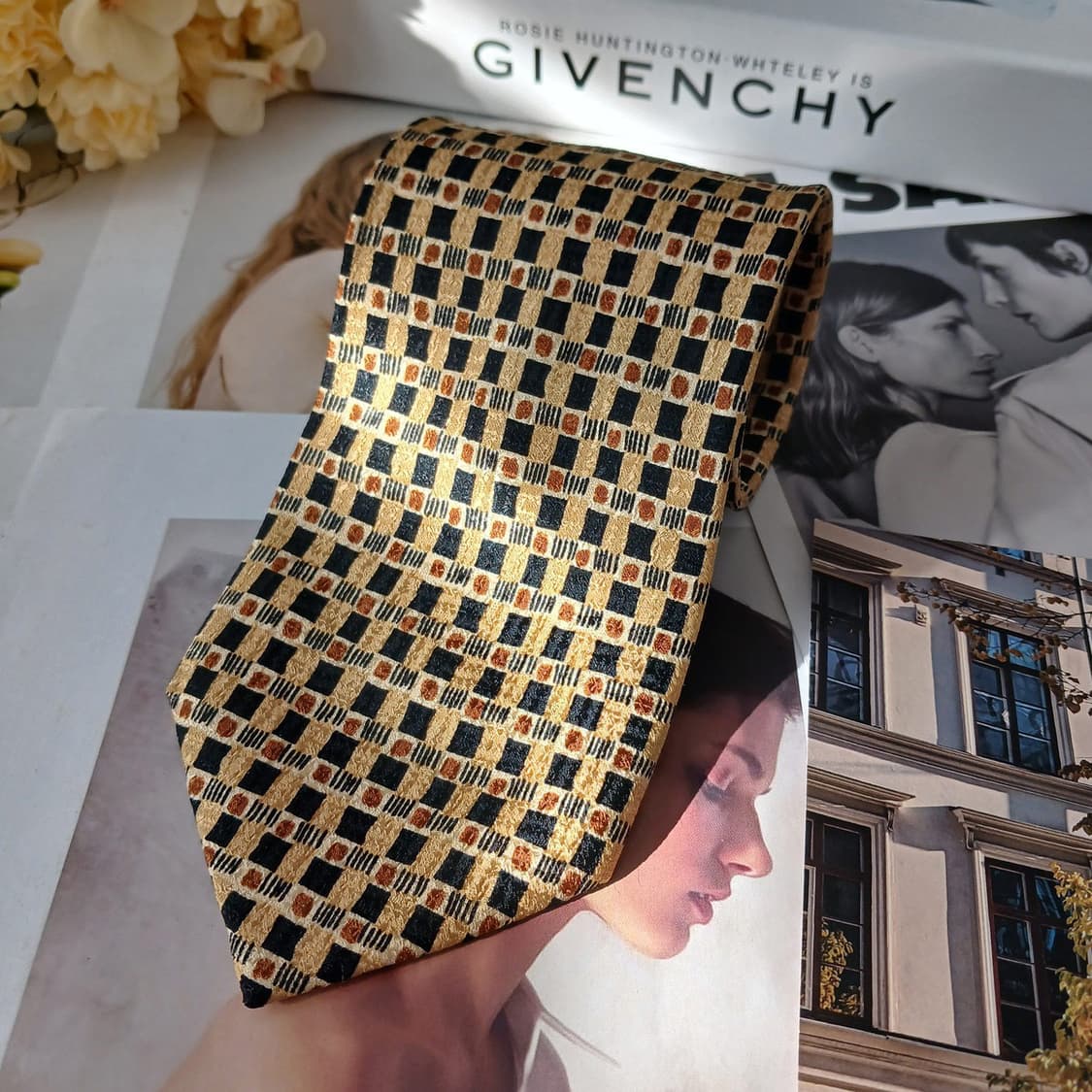 지방시 실크 브라운 패턴 넥타이 9.9cm A등급 A19272
 상품이미지2