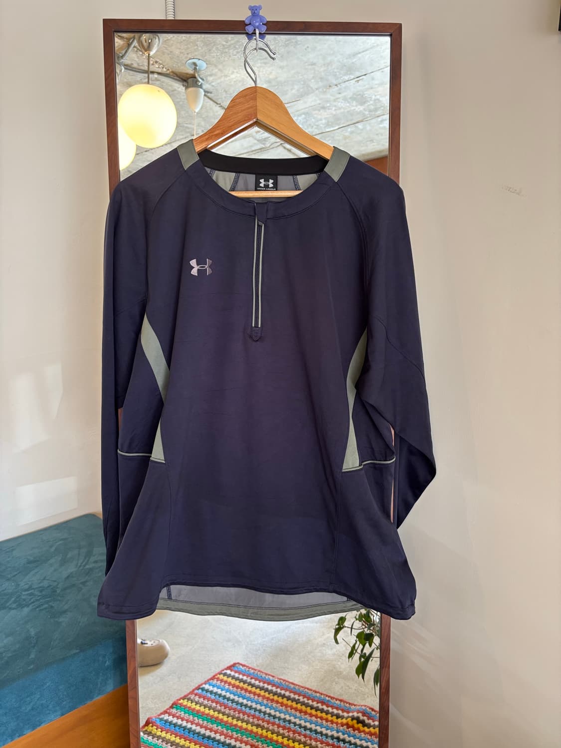 언더아머 네이비 웜업 탑 상품이미지2