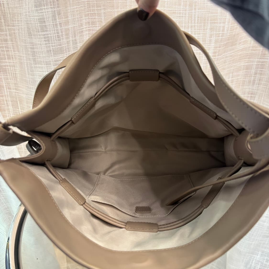 정품 호제 가죽 숄더백    상품이미지9