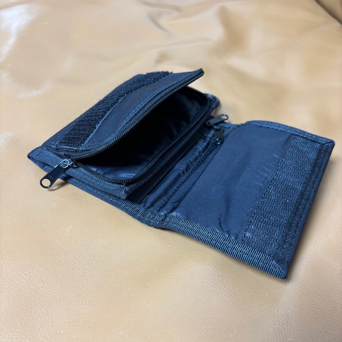 Poter 포터 캡슐 폴딩 월렛 지갑 블랙 (스트랩 포함) 상품이미지9