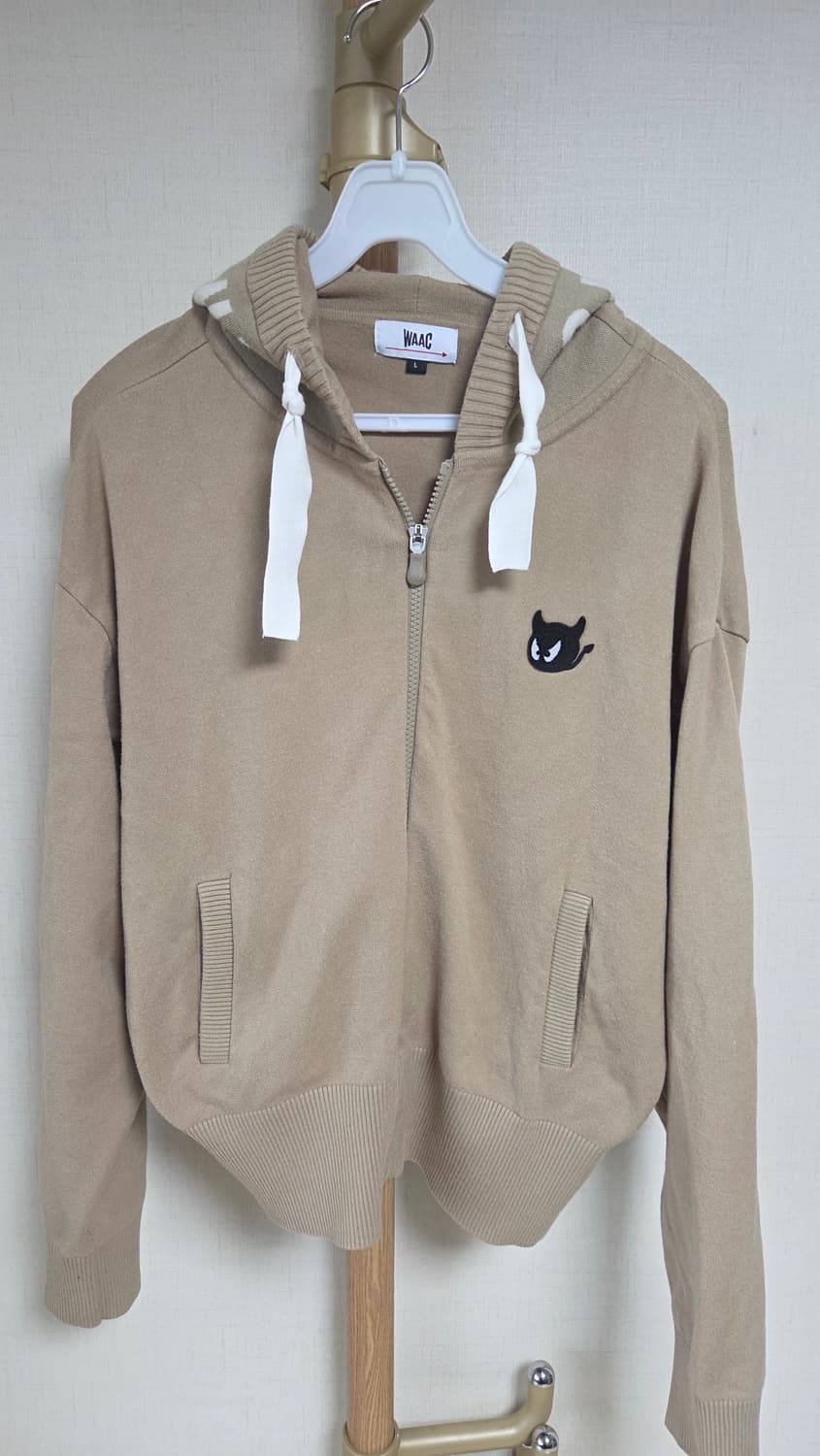 WACC 왁 와키 자수 후드 니트 집업 상품이미지1