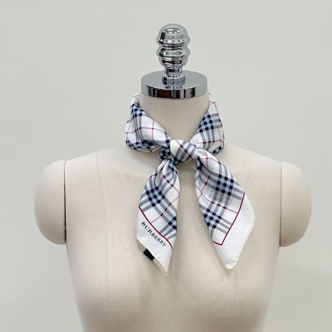 (새상품) burberry/ 버버리 코튼 쁘띠스카프 손수건 상품이미지9