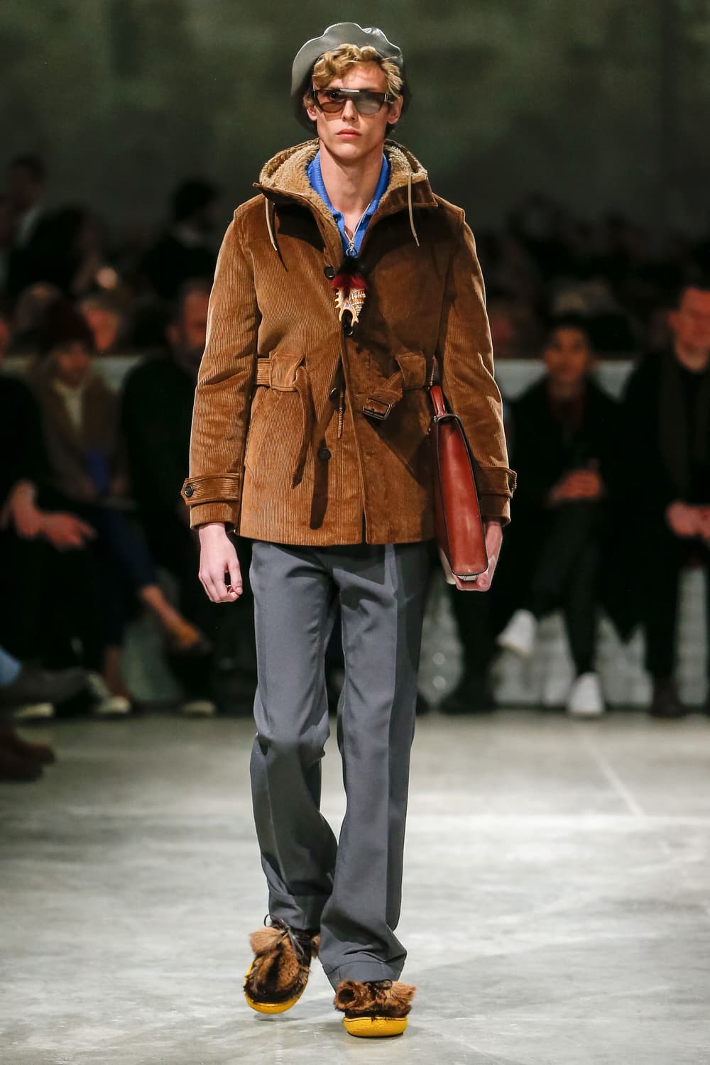 프라다 코듀로이 코트 상품이미지2