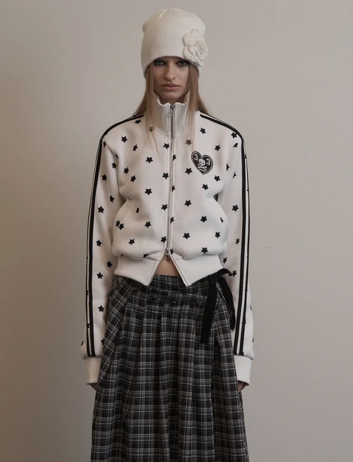 셋업이엑스이 star sporty zipup/white 집업 카리나착용 상품이미지1