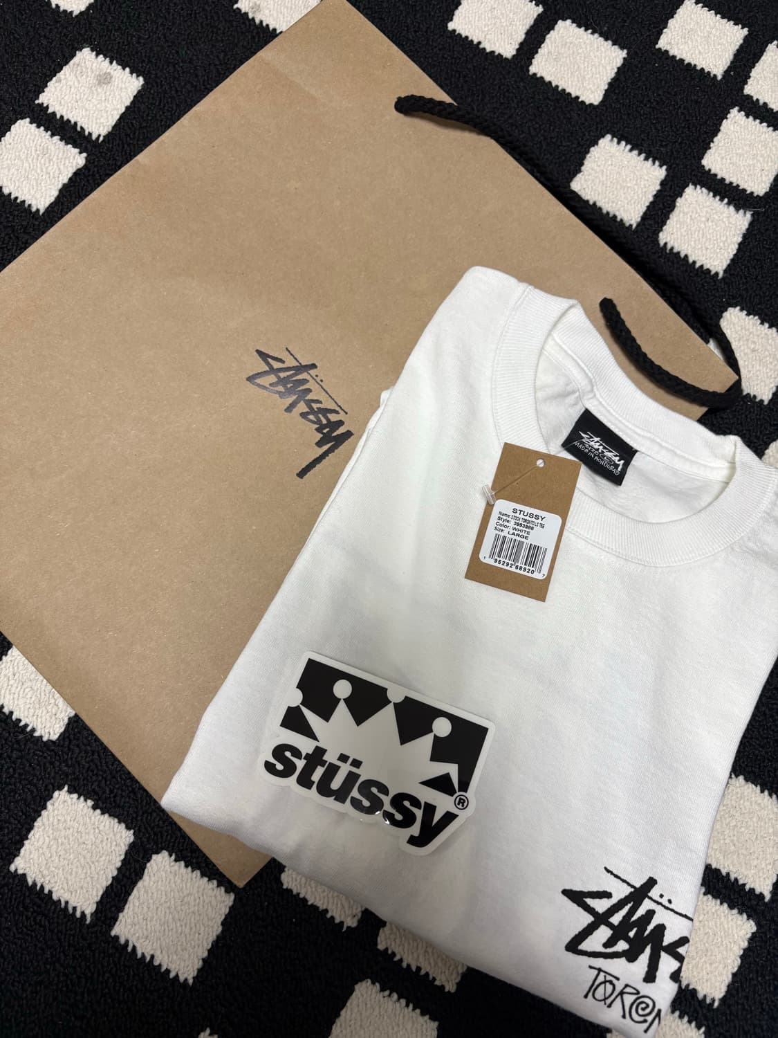 스투시 토론토 롱슬리브 L 새상품 상품이미지1