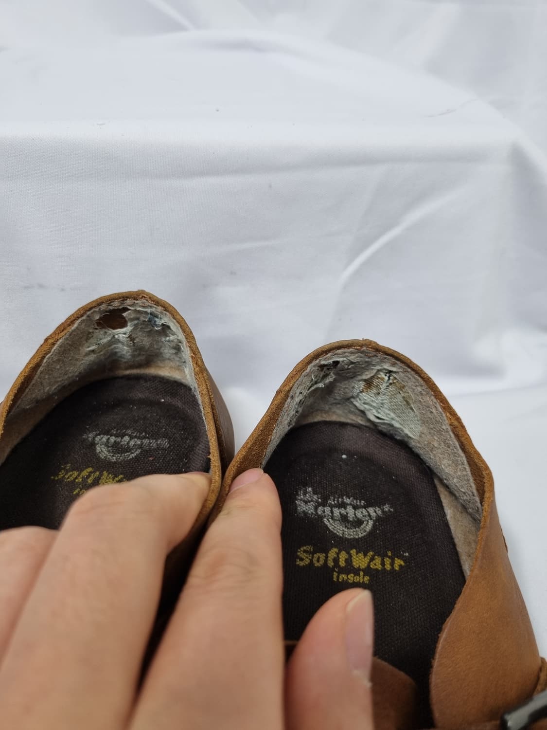 EU42/270 닥터마틴 패트리샤 탄 브라운 로퍼 상품이미지6