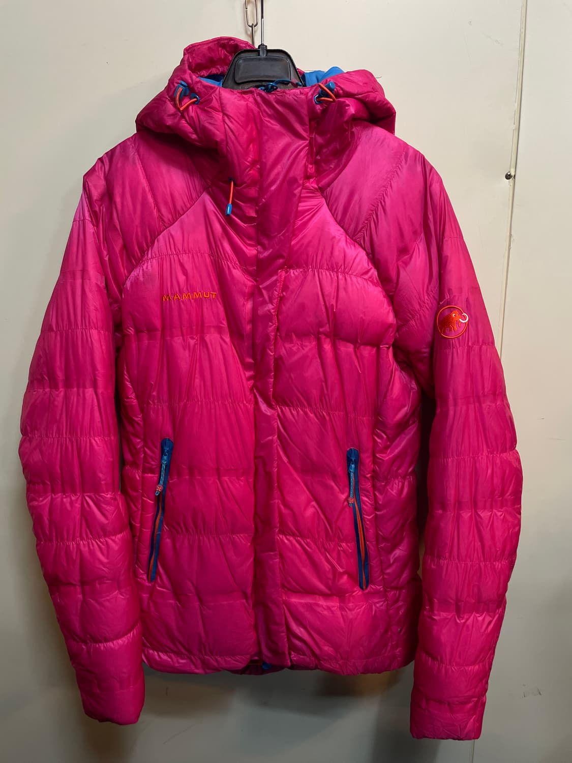 마무트 여성 패딩 상품이미지1