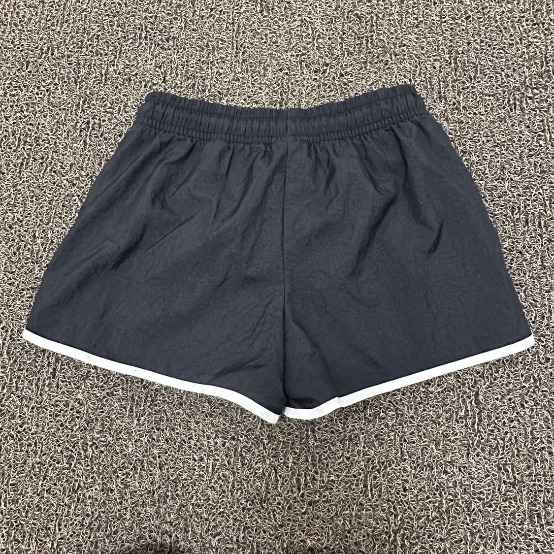 NIKE 나이키 나일론 여성 반바지 운동복 블랙 L 상품이미지4