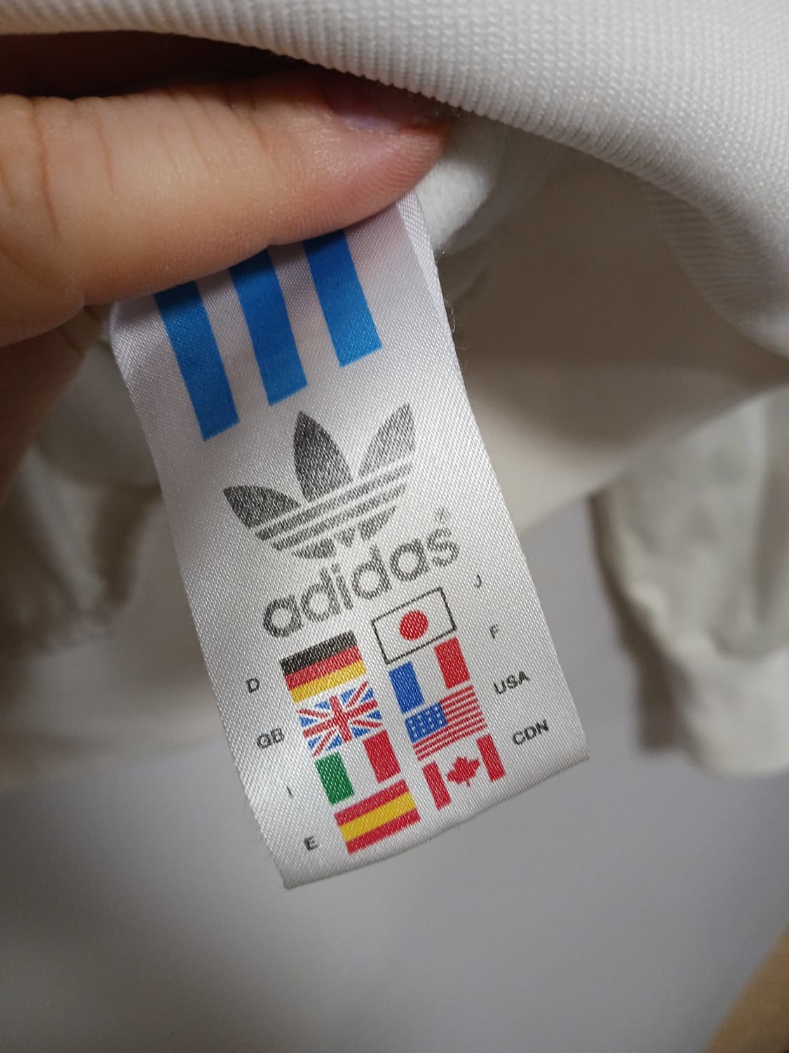 아디다스 90s 흰빨 화이트저지 상품이미지4