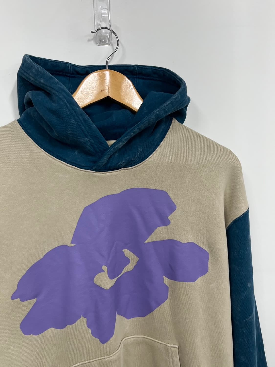 푸마 퍽스앤미니 P.A.M 워싱 프린팅 풀오버 후드티 상품이미지2