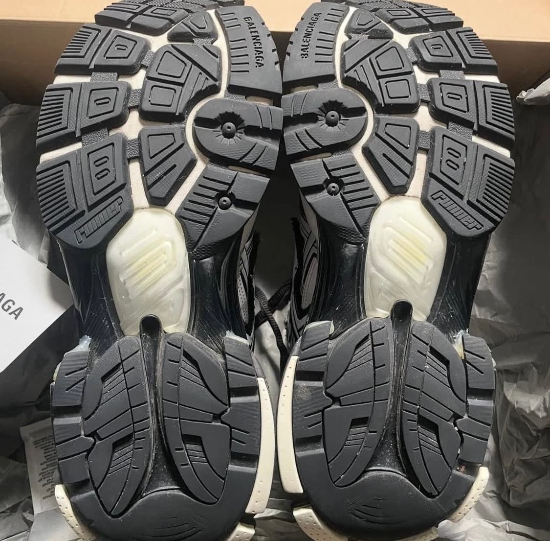 발렌시아가 뉴러너 하이 상품이미지6