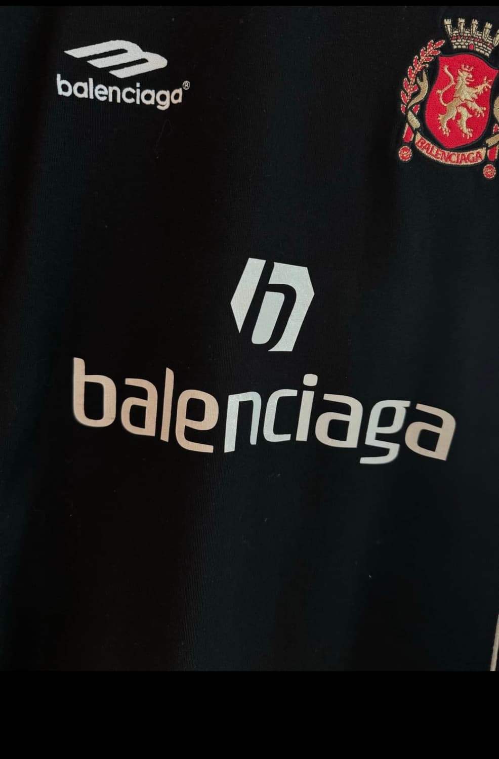 발렌시아가 사커 롱 슬리브 오버사이즈 긴팔 티셔츠 상품이미지3