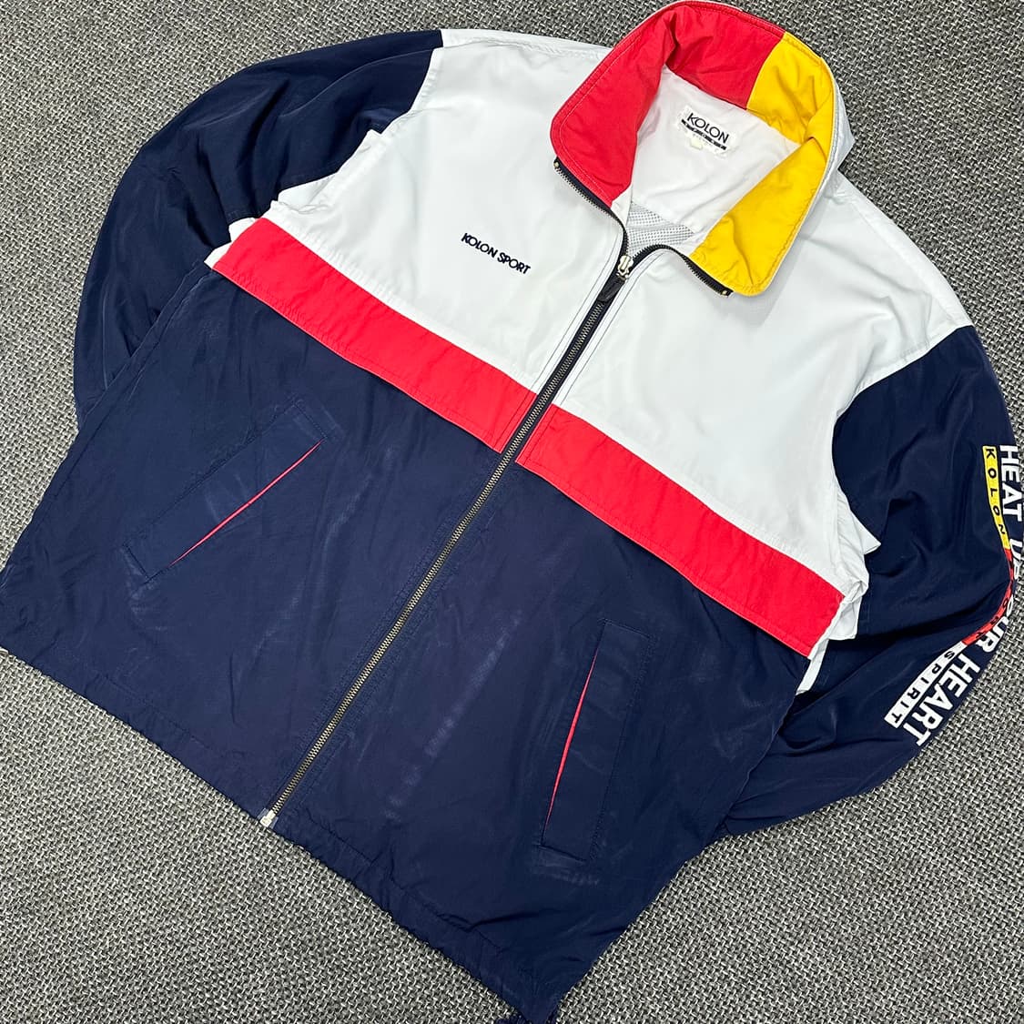 코오롱 스포츠 90s 올드스쿨 배색 바람막이 100 상품이미지3