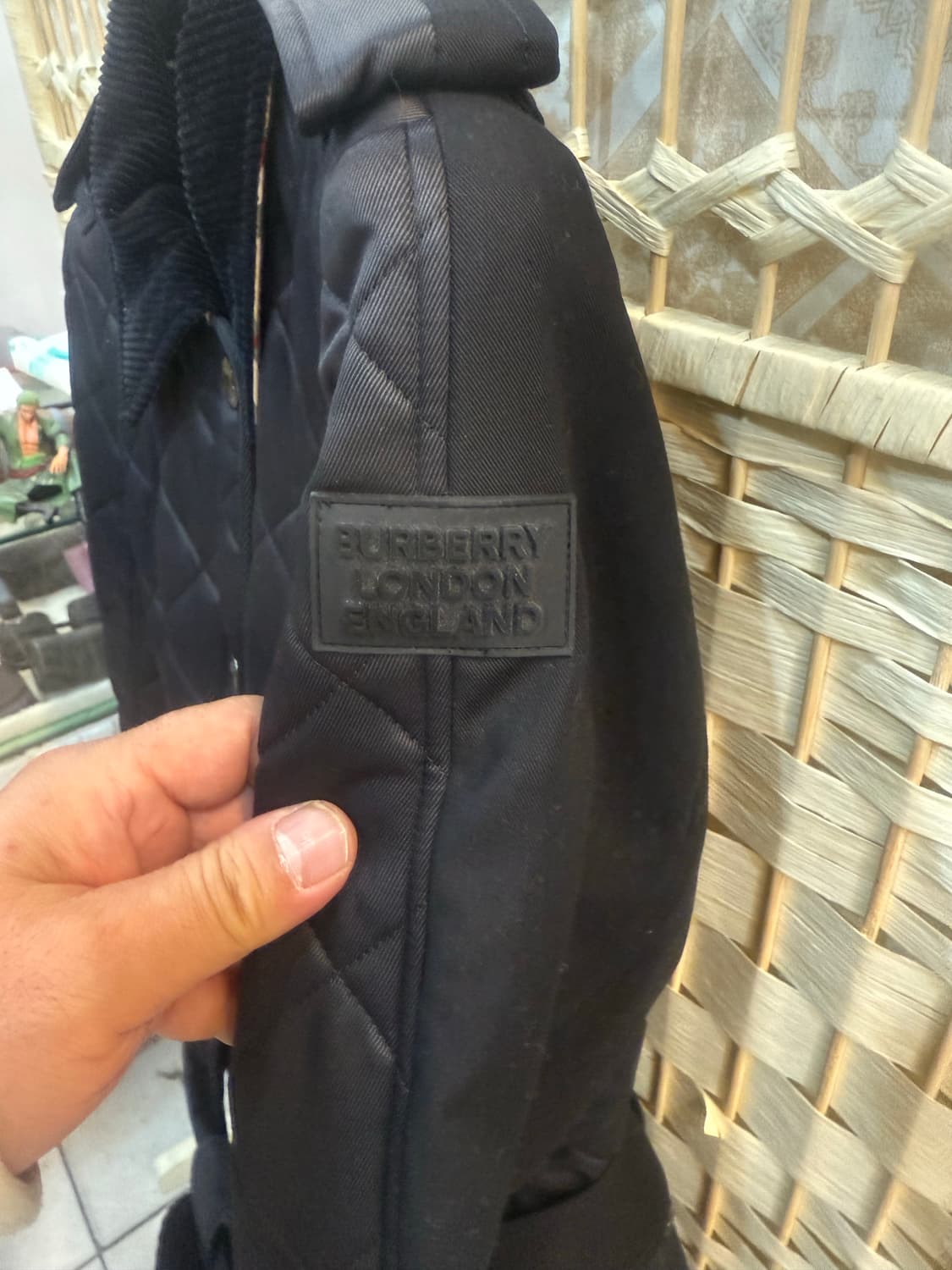 38/55-66 정품 버버리 퀄팅자켓 팝니다 상품이미지4
