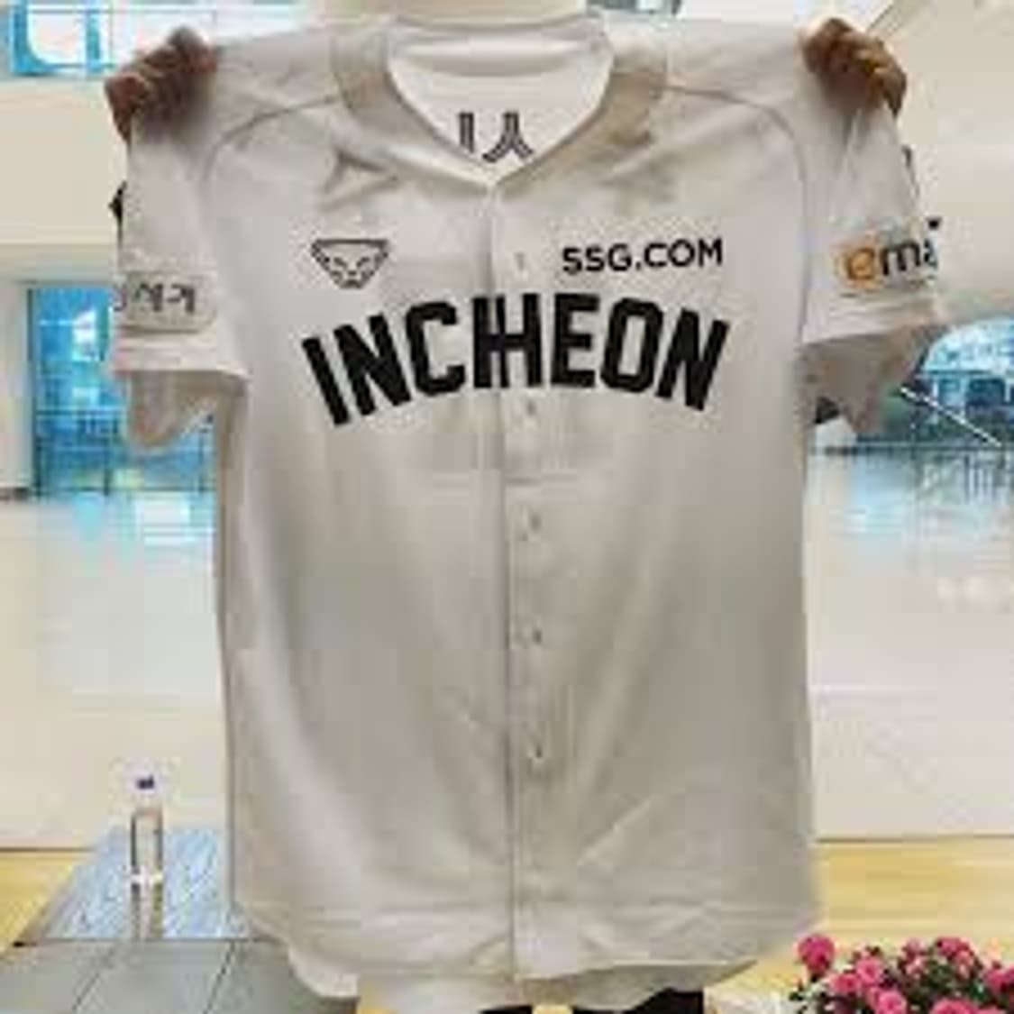 (미개봉) SSG랜더스170장 한정판 추신수 스페셜 인천군 어센틱 유니폼 상품이미지2
