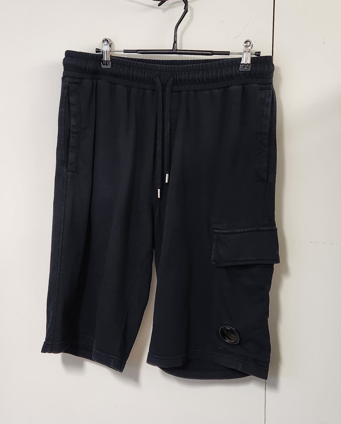 C.P 컴퍼니  카고 반바지 XL 상품이미지1