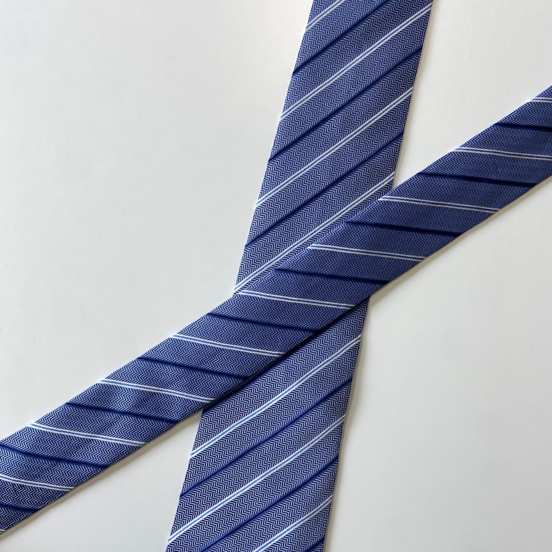 신형 셀린느(CELINE) 심플로고 정품 명품 넥타이8.6cm 상품이미지4