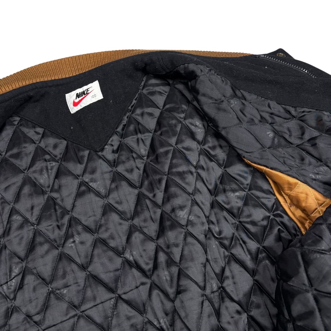 나이키90‘s 블랙컬러 모직 바시티 자켓 상품이미지5