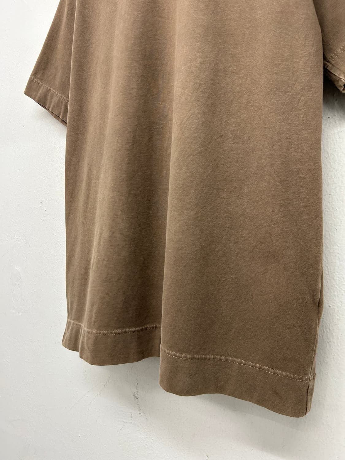 치르콜로 브라운 티셔츠 상품이미지4
