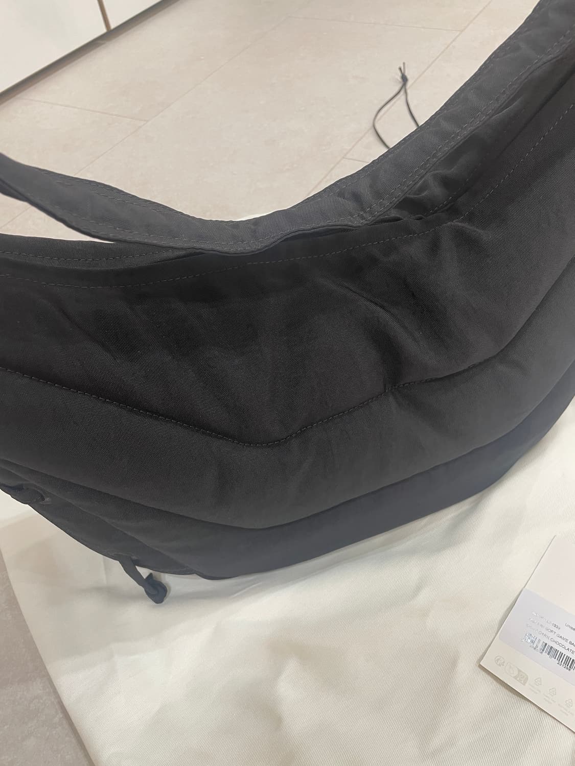 르메르 소프트 게임백 미디움 다크초코 상품이미지4