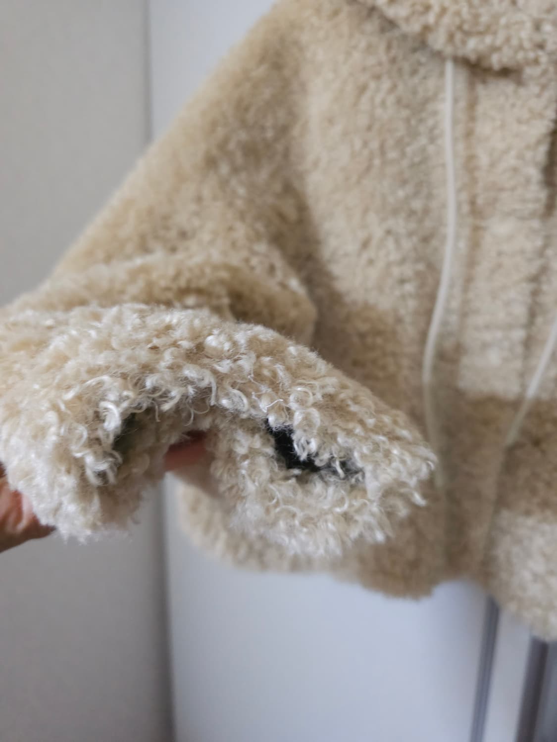 뽀글이 후드 숏 자켓 베이지 상품이미지3