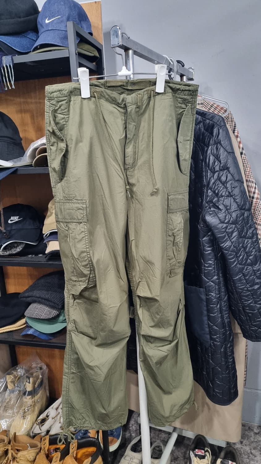 BENETTON(베네통) 유니섹스 30~31 카키색 카고 끈조임팬츠 상품이미지1