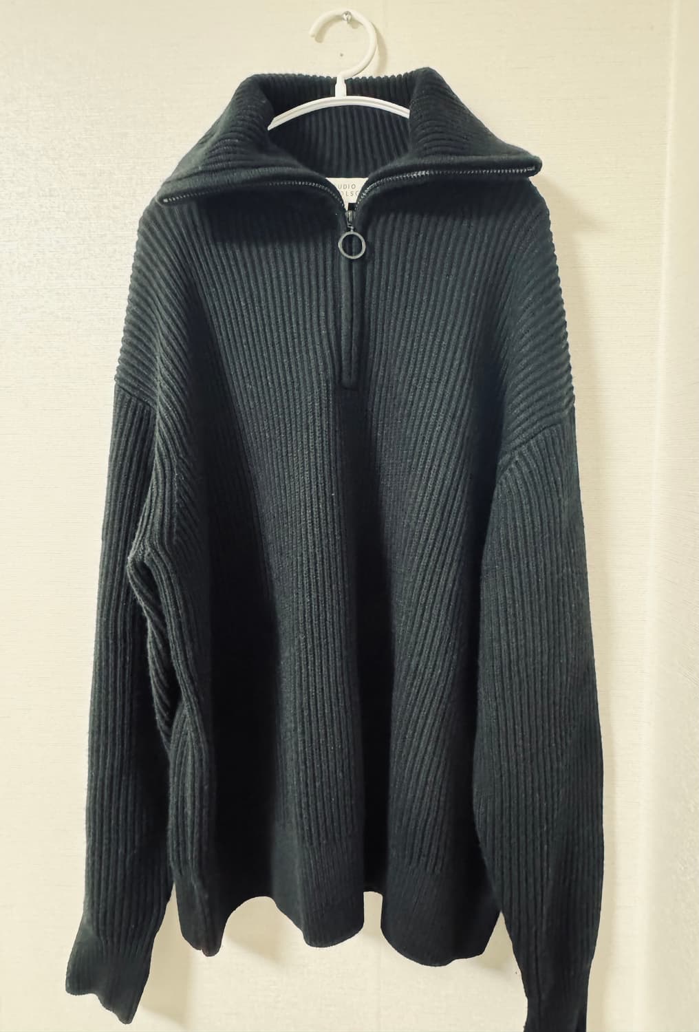 STUDIO NICHOLSON BOW 하프 집업니트 상품이미지2