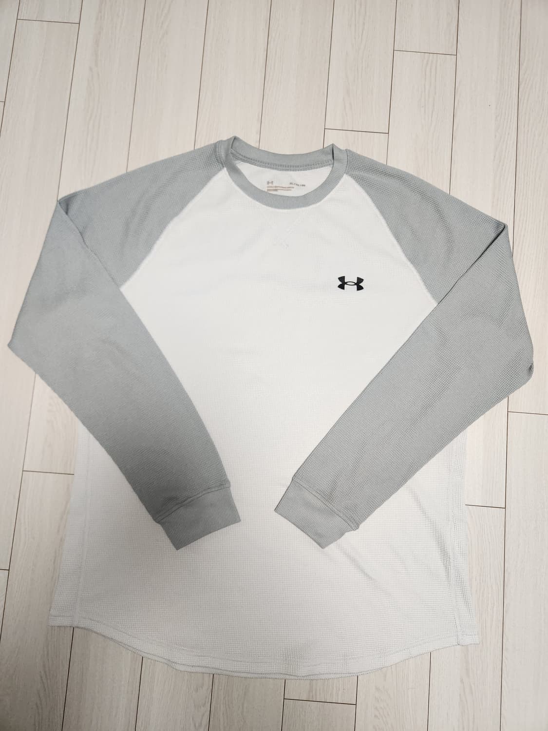 언더아머 UA 와플 크루 롱 슬리브 1302355 사이즈 105 xl

 상품이미지1