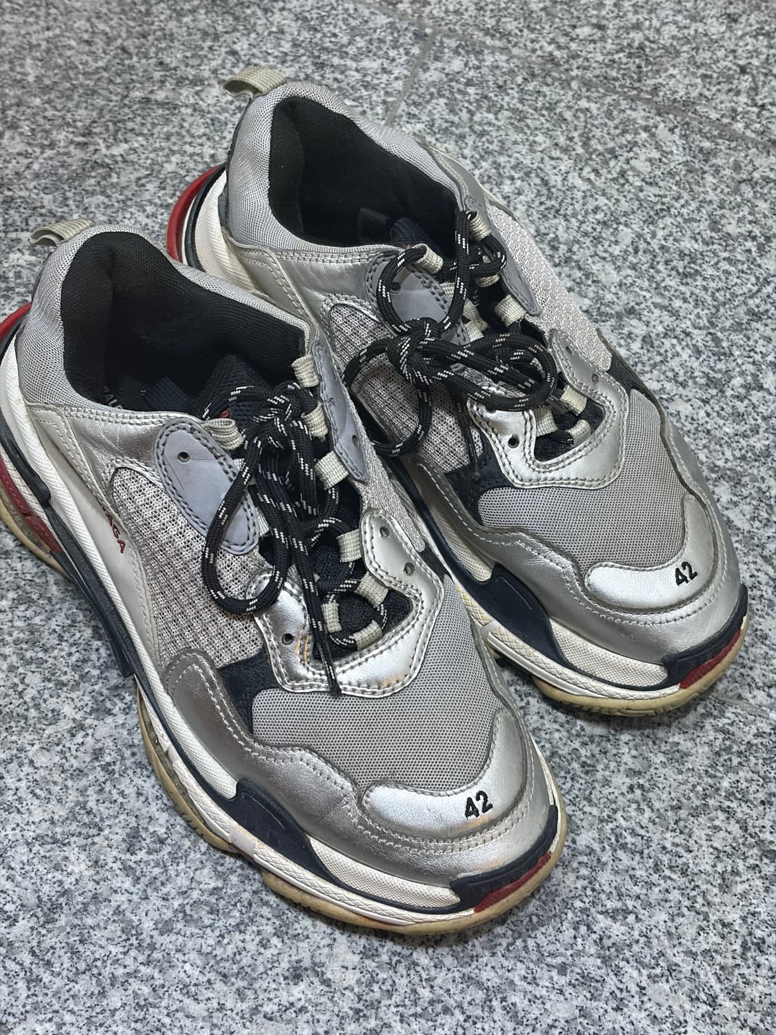 발렌시아가 18ss 트리플s 실버 42 상품이미지1