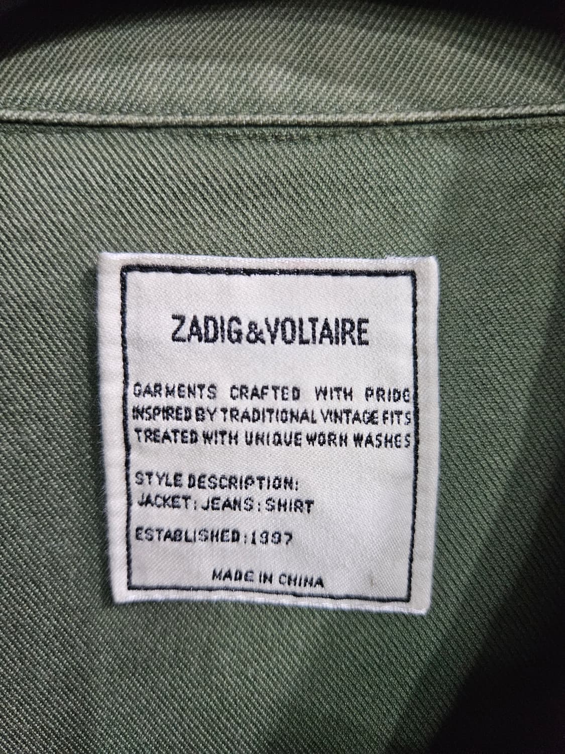 쟈딕앤볼테르 프린팅 카키컬러 남성 100 자켓  상품이미지3