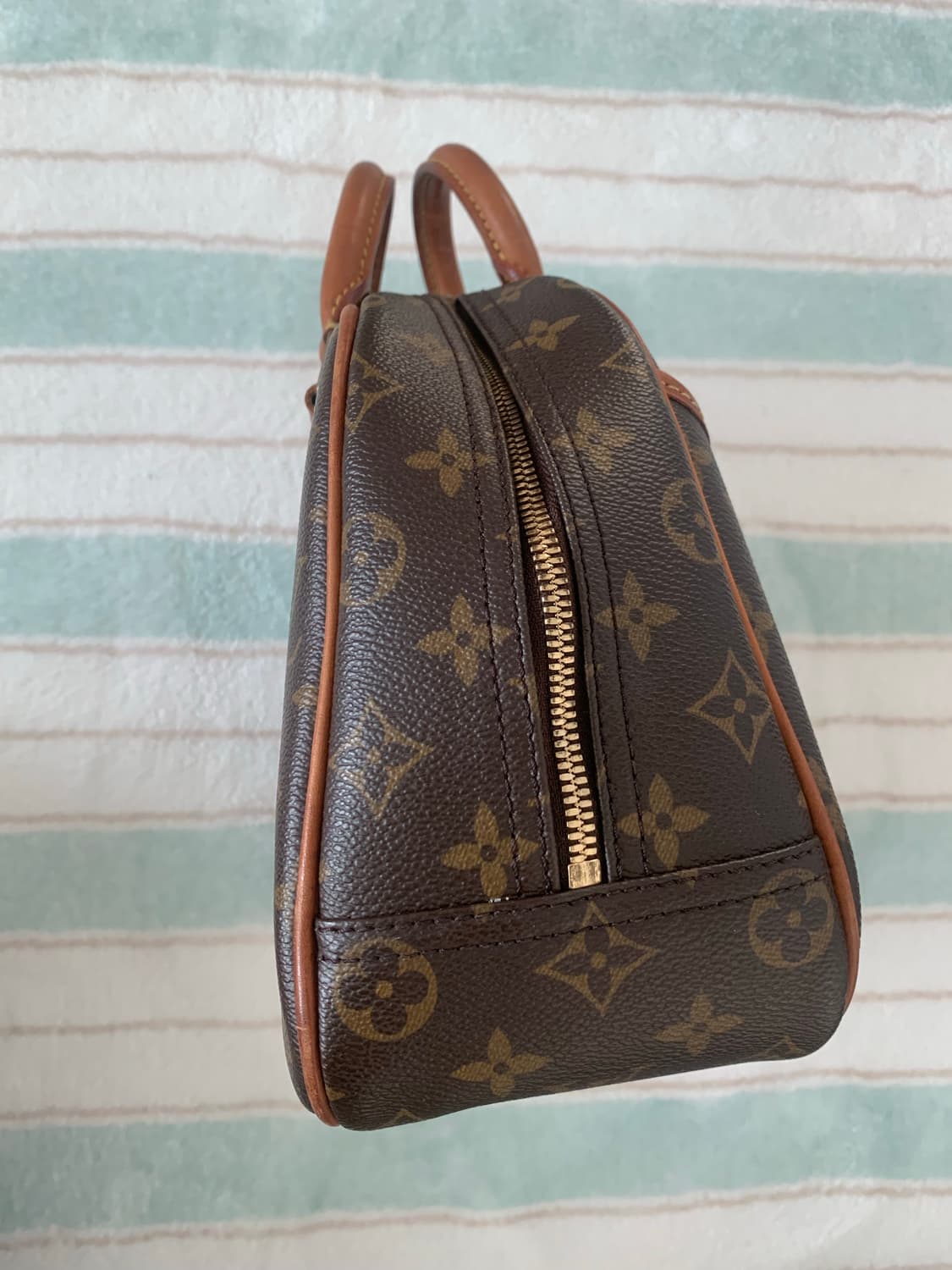 루이비통 볼링백 트루빌 pm 가방 상품이미지4