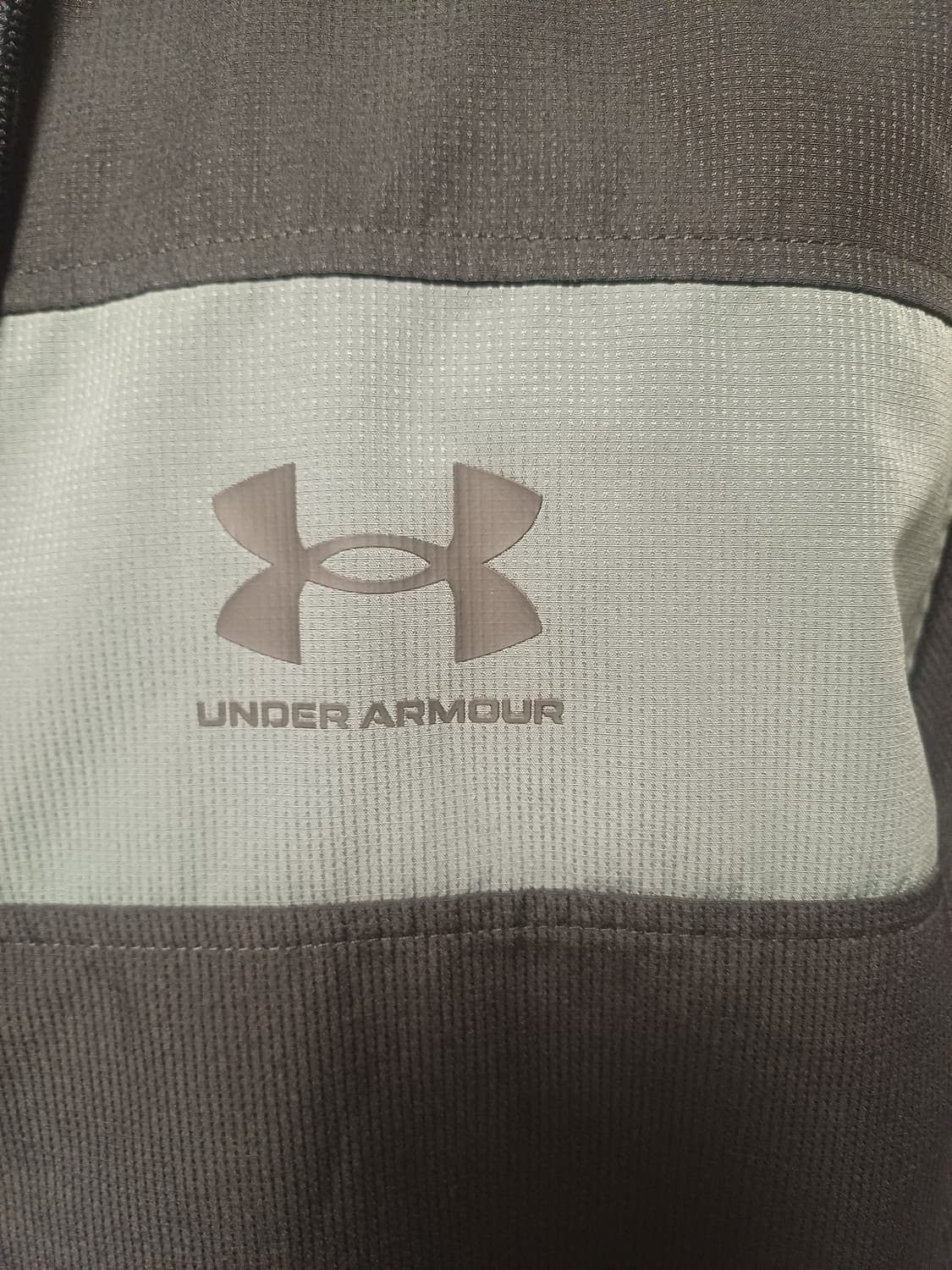 [A급] 언더아머 스포츠스타일 루즈핏 윈드브레이커 (XXL/110) 상품이미지6