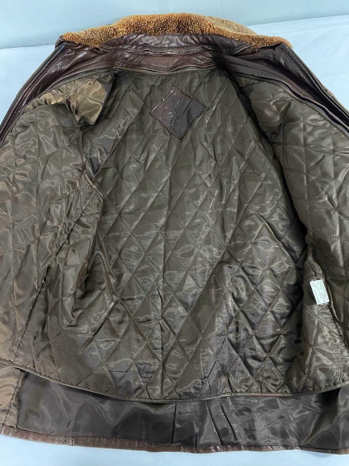 입생로랑 YSL 양가죽 무스탕 가죽자켓 M 상품이미지10