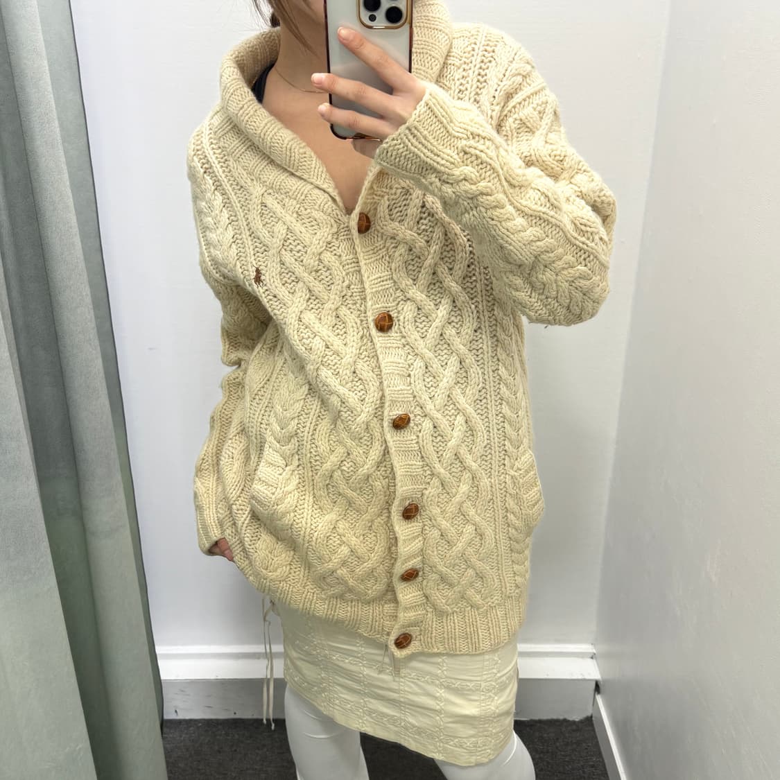 폴로 아이보리 꽈베기 가디건 상품이미지1