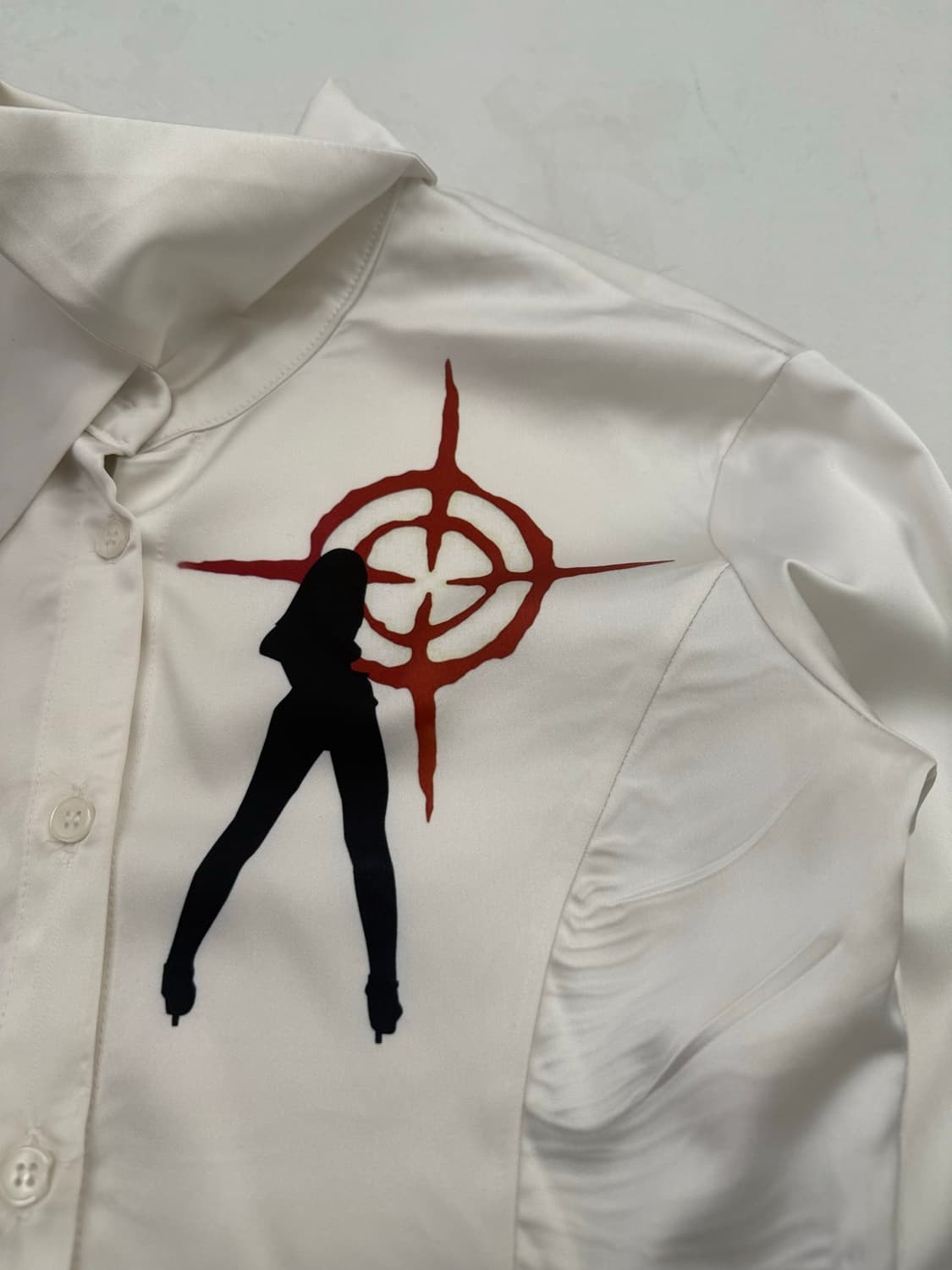 Y2K 프린팅 커브라인 셔츠  상품이미지5