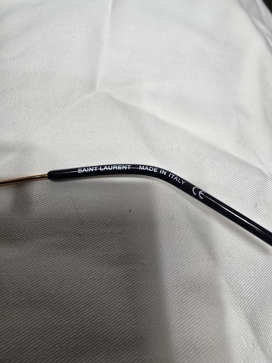 생로랑 프레임 선글라스 상품이미지6