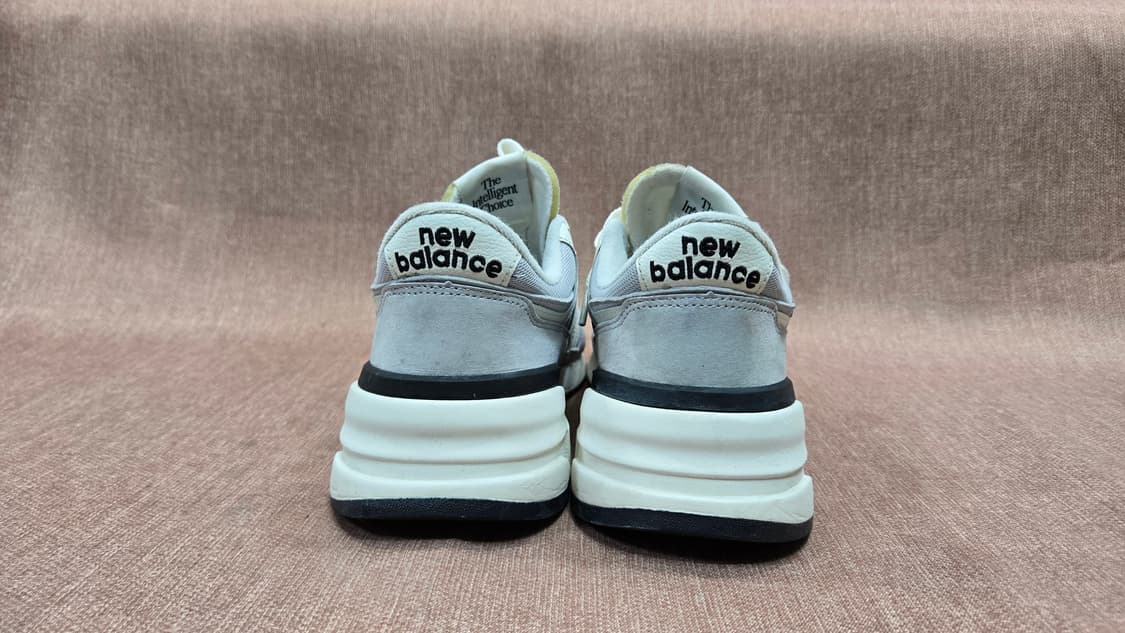 뉴발란스 270mm- 997R 라이트그레이 스니커즈 운동화 상품이미지5